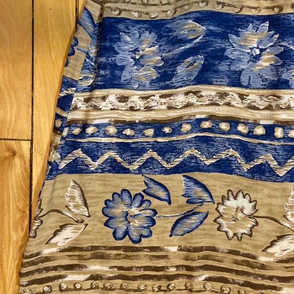 Urban renewal high waisted skirt - Picture 3 of 3